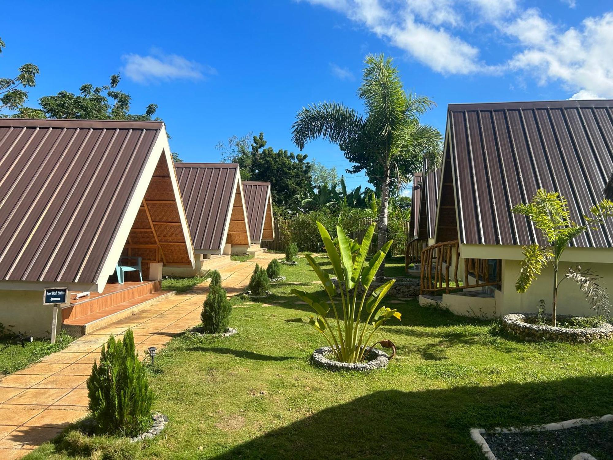 Dwarf Guest House Siquijor Exterior photo